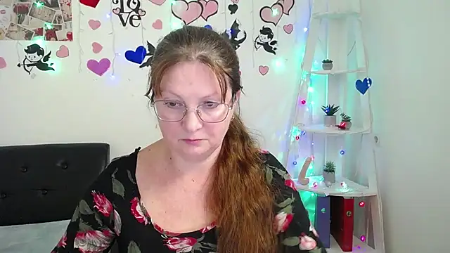 VanessaHotts online show from 01/28/25, 03:14