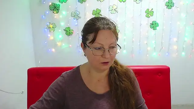 VanessaHotts online show from 03/14/25, 09:03