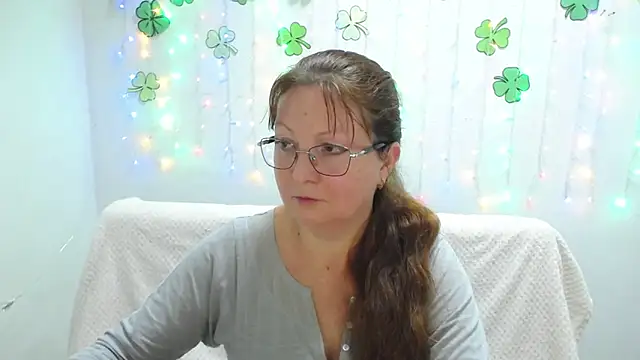 VanessaHotts online show from 03/21/25, 09:12