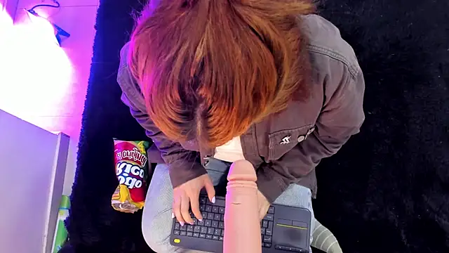 JulietaAlves online show from 03/05/26, 11:17