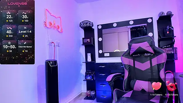 miss kitty online show from 11/29/25, 12:24