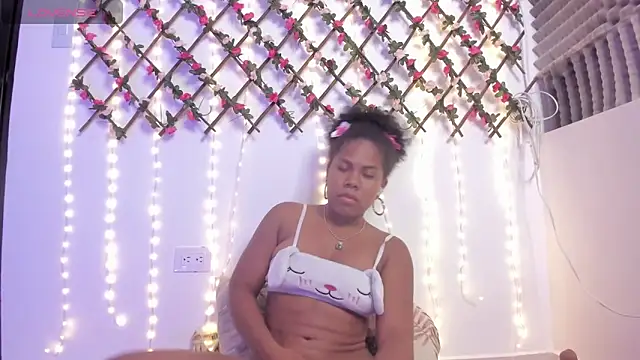 naughty ebonyy online show from 05/27/26, 06:21