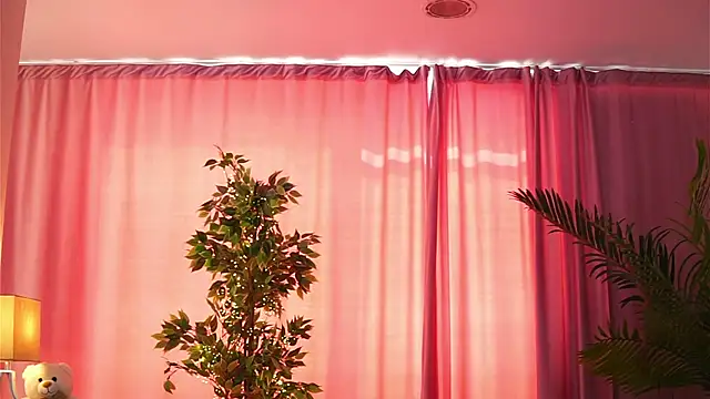 Snapshot of ArtTeasee chatting on 03/11/25, 09:56 ArtTeasee online show from 03/11/25, 09:56