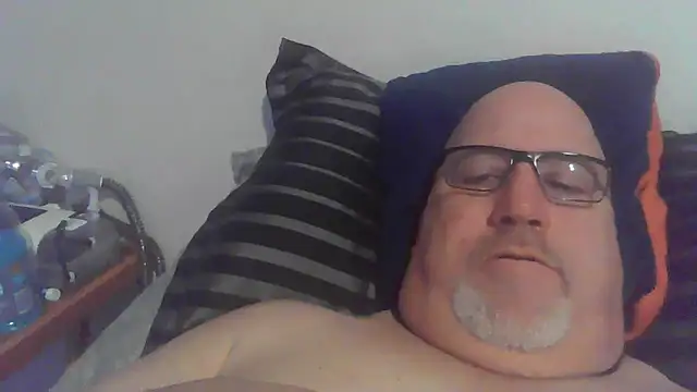 Snapshot of Bigbear0563 chatting on 01/05/25, 03:55 Bigbear0563 online show from 01/05/25, 03:55