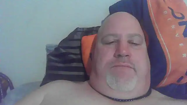 Snapshot of Bigbear0563 chatting on 02/24/25, 01:02 Bigbear0563 online show from 02/24/25, 01:02