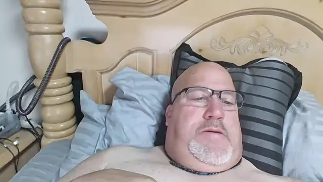 Bigbear0563 online show from 11/10/25, 05:34