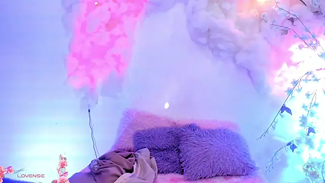 Mey moon online show from 01/27/25, 08:39