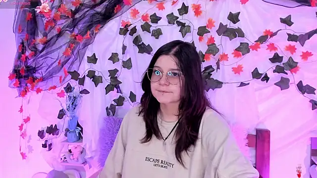 Mey moon online show from 02/07/25, 03:41