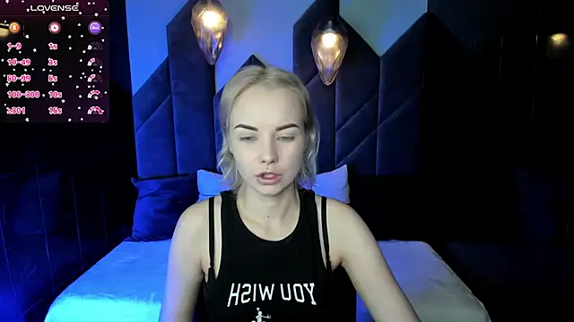 StephanieSweety online show from 02/03/25, 05:40