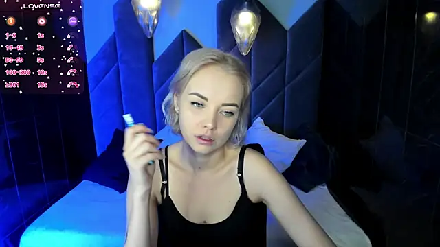 StephanieSweety online show from 02/21/25, 02:38