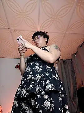 Piafisher1 online show from 02/03/26, 01:15