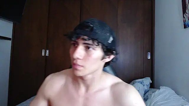 aresholland online show from 02/14/25, 03:54