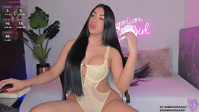 Korina Saenz01 online show from 04/18/26, 11:38