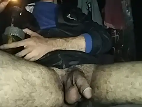 Snapshot of draculaa1 chatting on 12/12/24, 11:03 draculaa1 online show from 12/12/24, 11:03