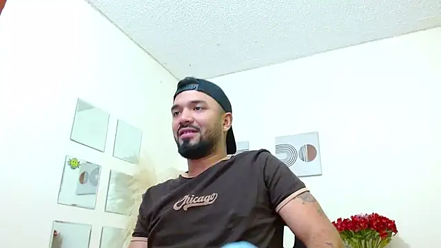 mathew vidal1 online show from 10/11/25, 10:19