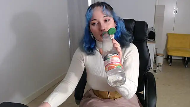 Crystal-dreamt online show from 11/03/25, 10:16