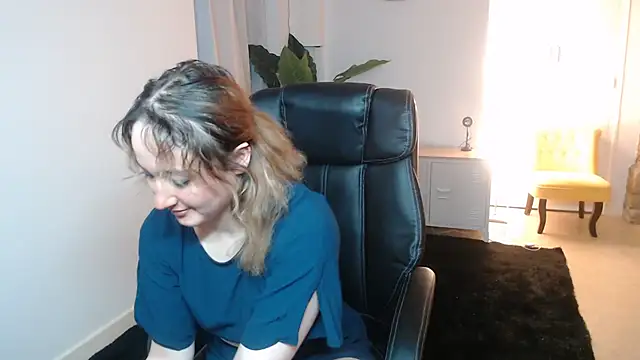 Crystal-dreamt online show from 02/01/26, 01:09