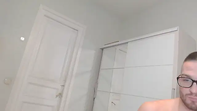 Marselle Laker online show from 12/22/24, 09:33