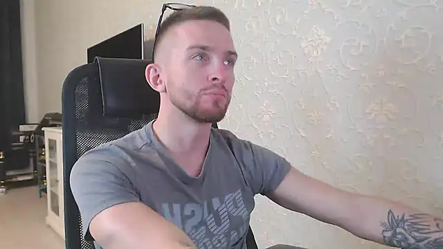 Marselle Laker online show from 12/24/24, 10:22