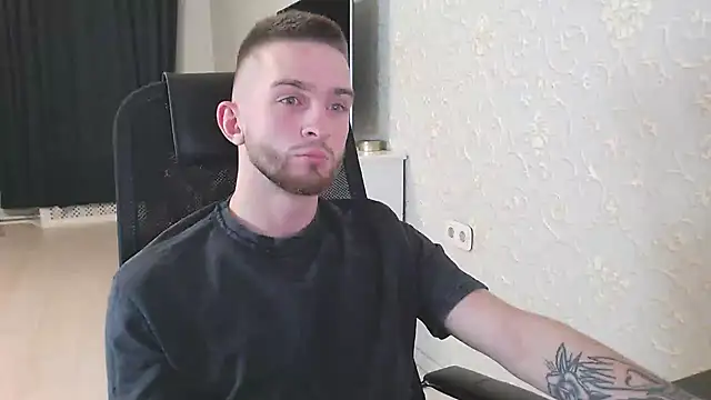 Marselle Laker online show from 01/10/25, 02:25