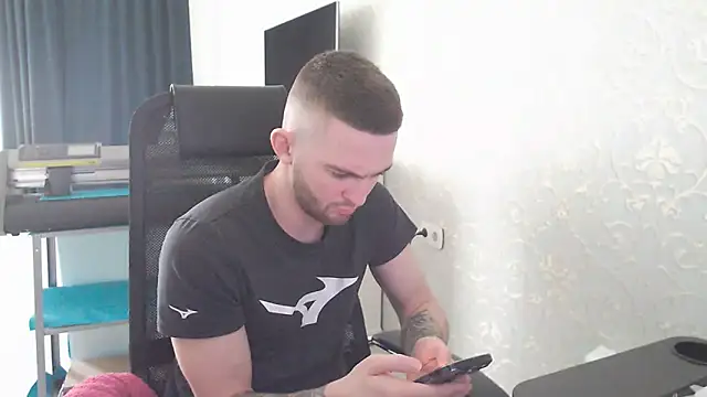 Marselle Laker online show from 03/22/25, 09:13