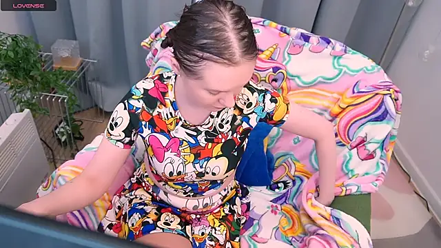 JannaVerdi  online show from 04/10/26, 06:40