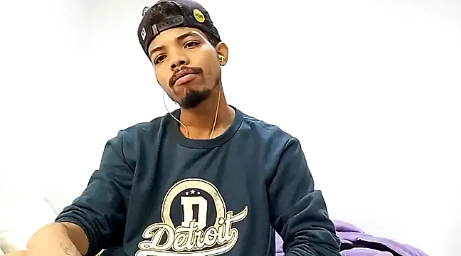 danidiazto2023 online show from 03/16/25, 09:58