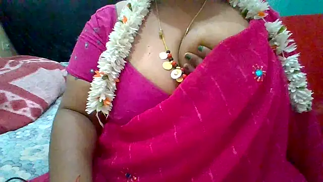 Snapshot of archanatelugu9 chatting on 02/06/25, 06:18 archanatelugu9 online show from 02/06/25, 06:18