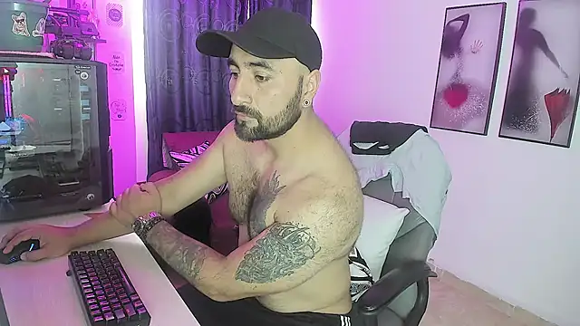Snapshot of Leon_1234 chatting on 01/09/25, 04:06 Leon 1234 online show from 01/09/25, 04:06