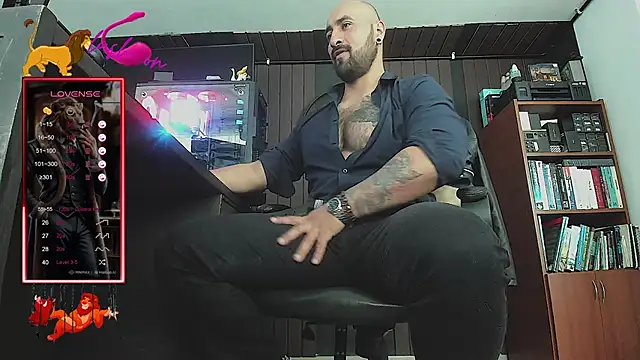 Snapshot of Leon_1234 chatting on 09/13/25, 03:56 Leon 1234 online show from 09/13/25, 03:56