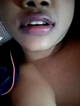 Snapshot of Hotlisa chatting on 12/30/24, 05:34 Hotlisa online show from 12/30/24, 05:34