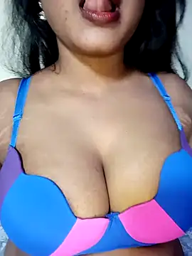 Hotlisa online show from 02/19/26, 04:47