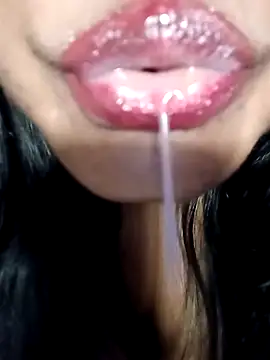 Hotlisa online show from 03/05/26, 05:20