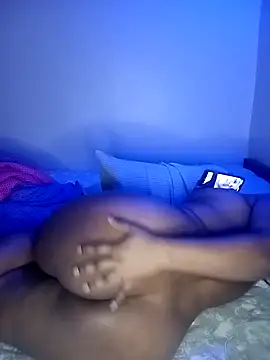 Hotlisa online show from 04/19/26, 05:34