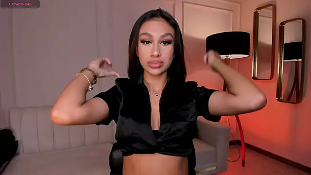 DannaCruz online show from 02/06/25, 06:56