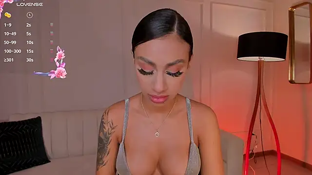 DannaCruz online show from 02/07/25, 07:27