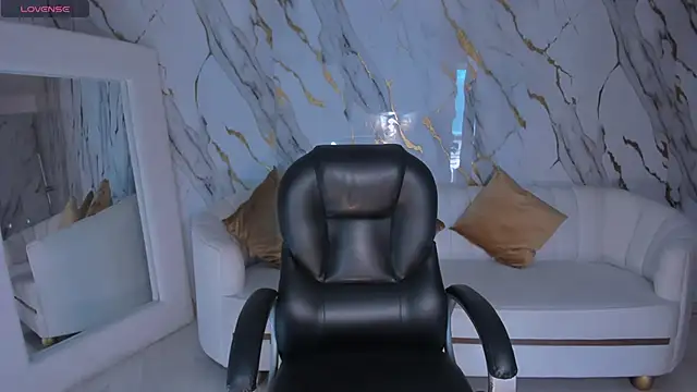 DannaCruz online show from 10/02/25, 07:21