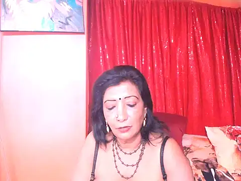 Snapshot of indiansarika65 chatting on 05/30/26, 04:09 indiansarika65 online show from 05/30/26, 04:09