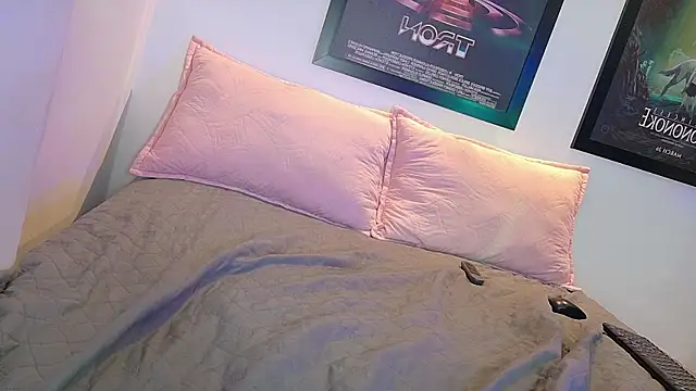 valkiria moore online show from 07/14/26, 02:05