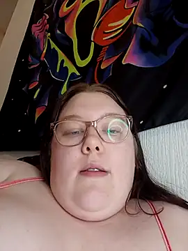 Sexycurvyemilyy online show from 03/25/26, 10:05