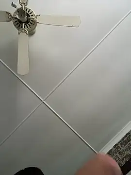 Snapshot of Dieselxxx09 chatting on 02/18/25, 08:27 Dieselxxx09 online show from 02/18/25, 08:27