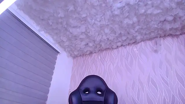 emyli sam online show from 01/10/25, 11:54