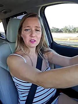 SkyelarSommer online show from 11/10/25, 02:49