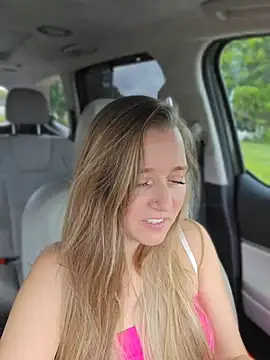 SkyelarSommer online show from 04/03/26, 02:59