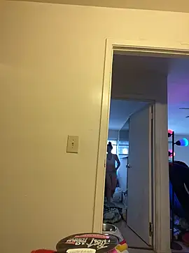 Snapshot of DominiqueX0 chatting on 01/21/25, 06:12 DominiqueX0 online show from 01/21/25, 06:12