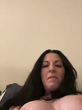 Snapshot of DominiqueX0 chatting on 01/28/25, 12:15 DominiqueX0 online show from 01/28/25, 12:15