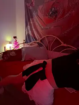 DominiqueX0 online show from 02/13/26, 05:47