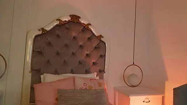 Victoria Watsson online show from 02/24/26, 01:31