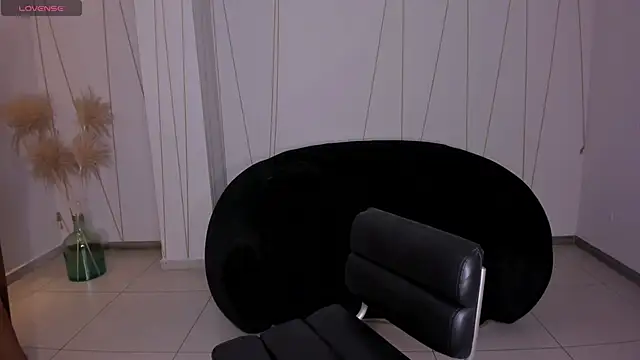 SunnyRivers online show from 12/04/25, 03:32