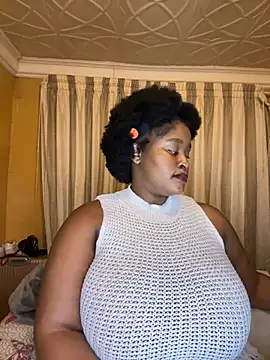 Snapshot of KnockoutBestie chatting on 03/16/26, 07:18 KnockoutBestie online show from 03/16/26, 07:18